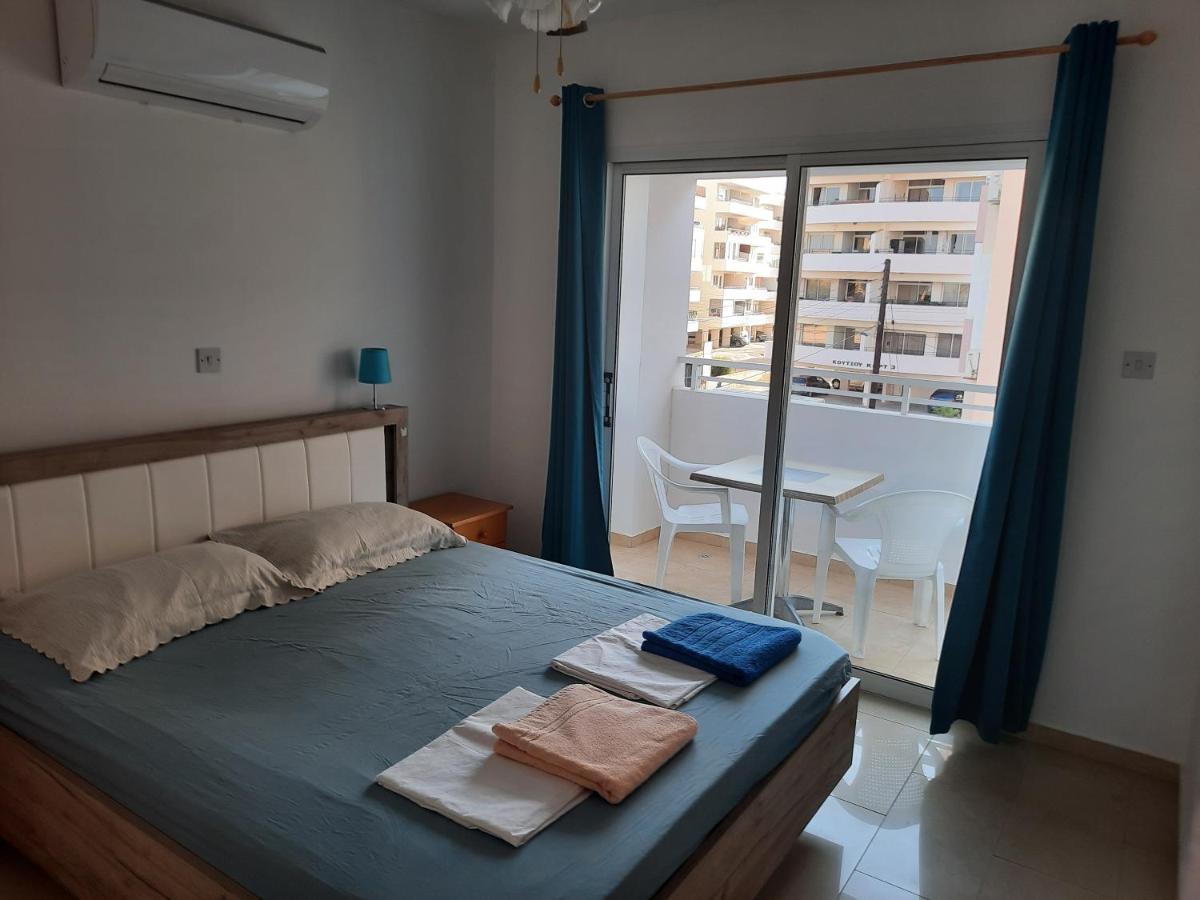 Large Apt 2 Bedrooms Sea View & 2 Balconies Larnaca Extérieur photo